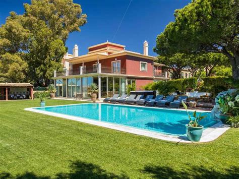 algarve villas with private pool.